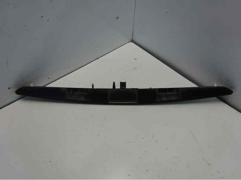 Recambio de maneta exterior porton para citroën c3 1.4 sx plus referencia OEM IAM 9638861177  