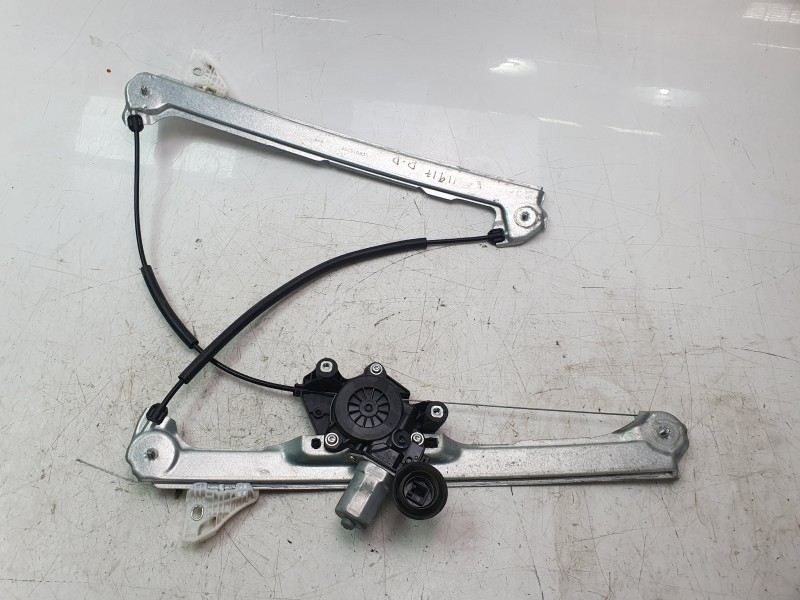 Recambio de elevalunas delantero derecho para mazda 3 berlina (bp) evolution referencia OEM IAM BCJH58590A  