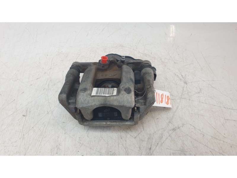 Recambio de pinza de freno trasera derecha para peugeot 3008 allure referencia OEM IAM 9819060980  