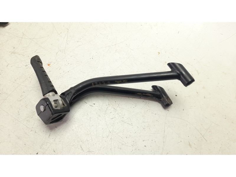 Recambio de estribo lateral para ktm duke 790 duke l referencia OEM IAM C90703050000 C90703050000 