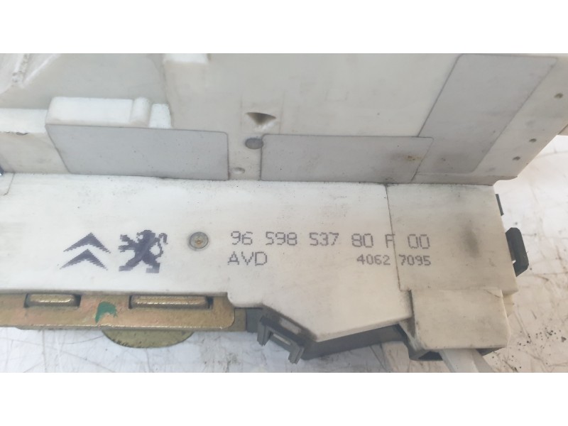 Recambio de cerradura puerta delantera derecha para peugeot 407 (6d_) 2.0 hdi 135 (6drhrh, 6drhre, 6drhrg, 6drhrj) referencia OE