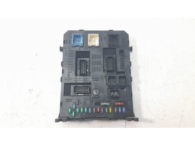 Recambio de caja reles / fusibles para peugeot 307 (3a/c) 1.6 16v referencia OEM IAM 9660105980  