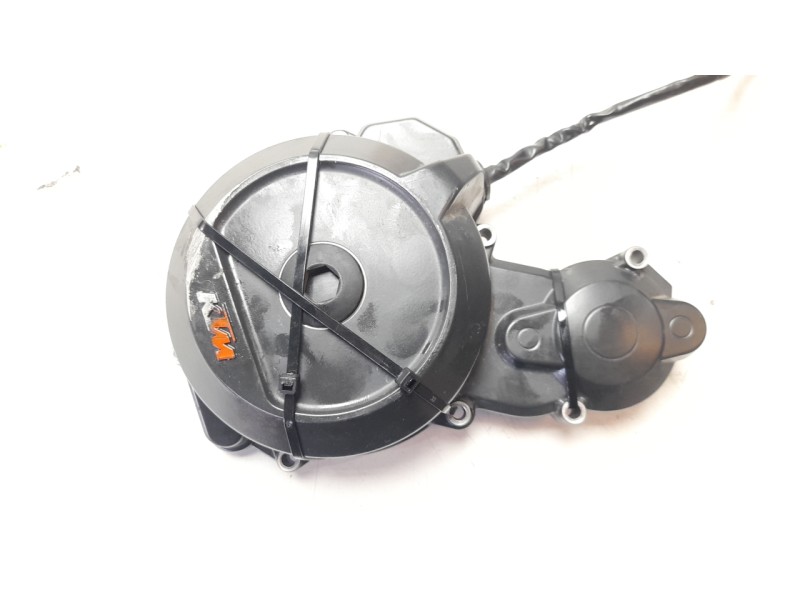 Recambio de alternador para ktm duke 790 duke l referencia OEM IAM C9003020200041  