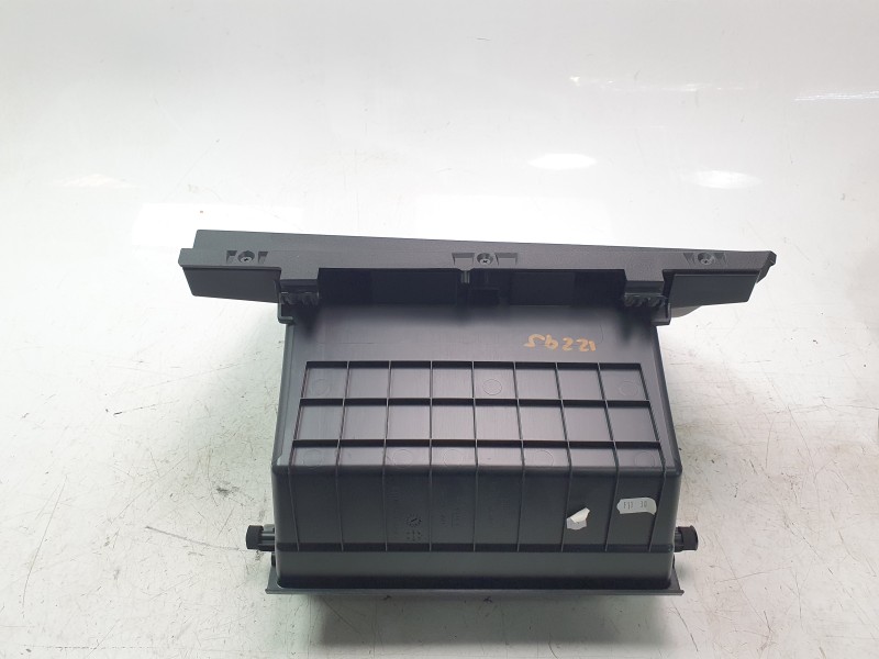 Recambio de guantera para nissan micra v (k14) 1.0 ig-t 100 referencia OEM IAM 685105FA1A  