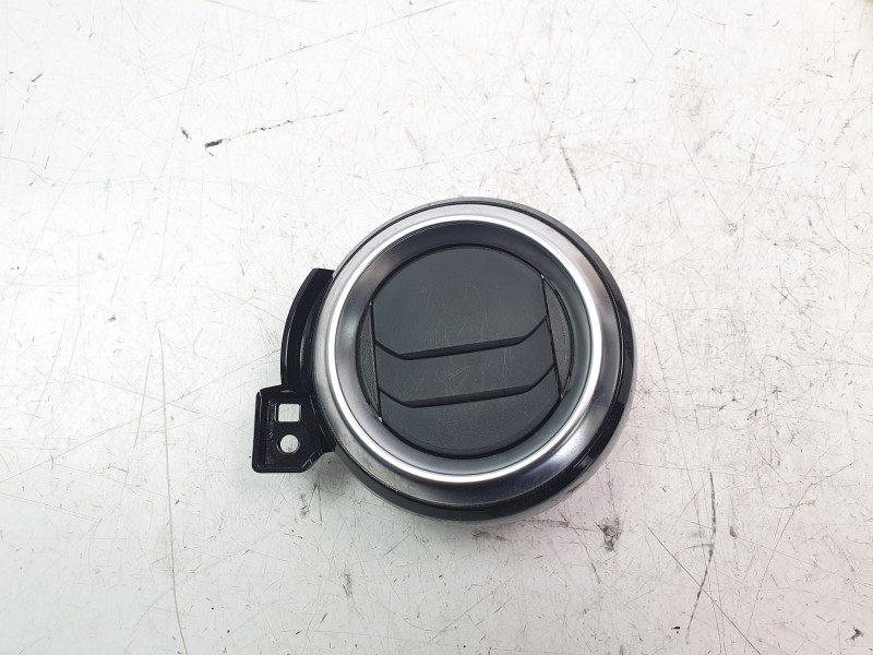 Recambio de rejilla aireadora para nissan micra v (k14) 1.0 ig-t 100 referencia OEM IAM 687655FA0A  