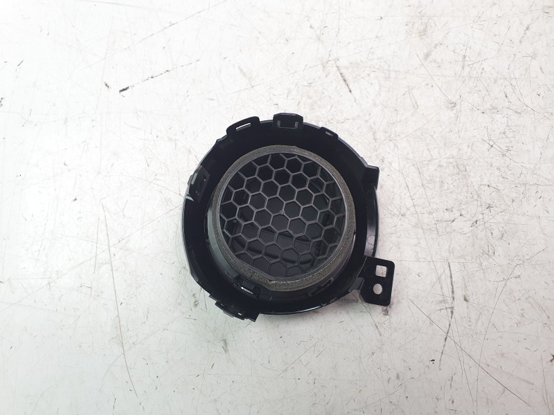 Recambio de rejilla aireadora para nissan micra v (k14) 1.0 ig-t 100 referencia OEM IAM 687655FA0A  