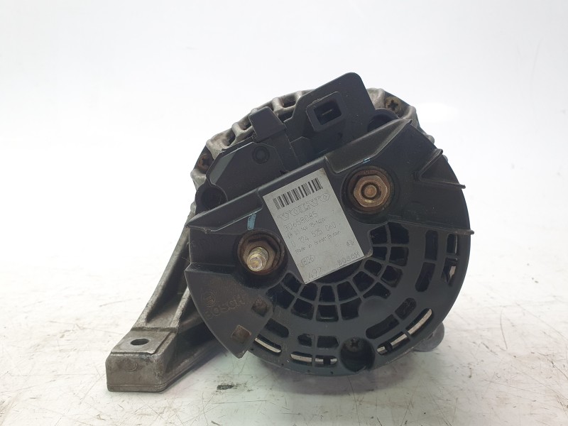 Recambio de alternador para volvo s60 i (384) d5 referencia OEM IAM 30658085  