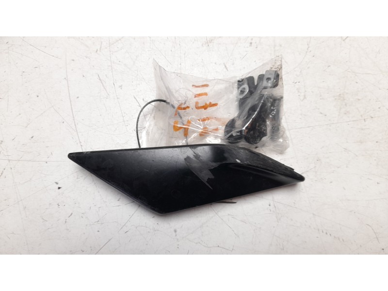 Recambio de estribera izquierda para piaggio (vespa) piaggio medley 125 medley 125ie iget referencia OEM IAM 1B002071000H4  