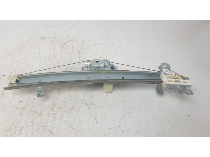 Recambio de elevalunas delantero izquierdo para nissan micra v (k14) 1.0 ig-t 100 referencia OEM IAM 807215FA2A  