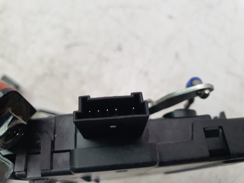 Recambio de cerradura maletero / porton para land rover range rover velar 2.0 turbo cat referencia OEM IAM CPLA442A66AE CPLA404C