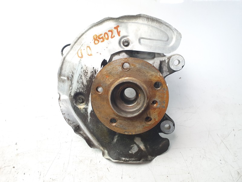 Recambio de mangueta delantera derecha para mini f56 cooper s referencia OEM IAM 68766402  