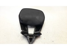 Recambio de asiento trasero para yamaha x-max 125 referencia OEM IAM B74F84U00000  