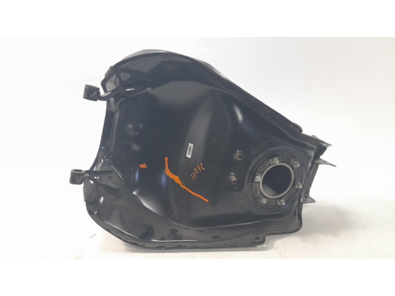 Recambio de deposito combustible para honda cbr 650r cbr 650r referencia OEM IAM 17500MKYD00ZA  