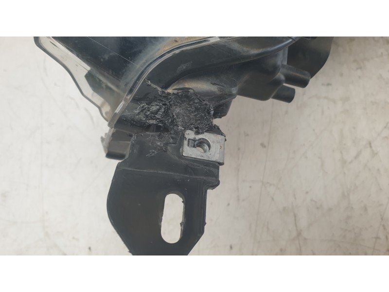 Recambio de faro derecho para toyota c-hr (_x1_) 1.8 hybrid (zyx10_, zyx11_) referencia OEM IAM 81110F4070  