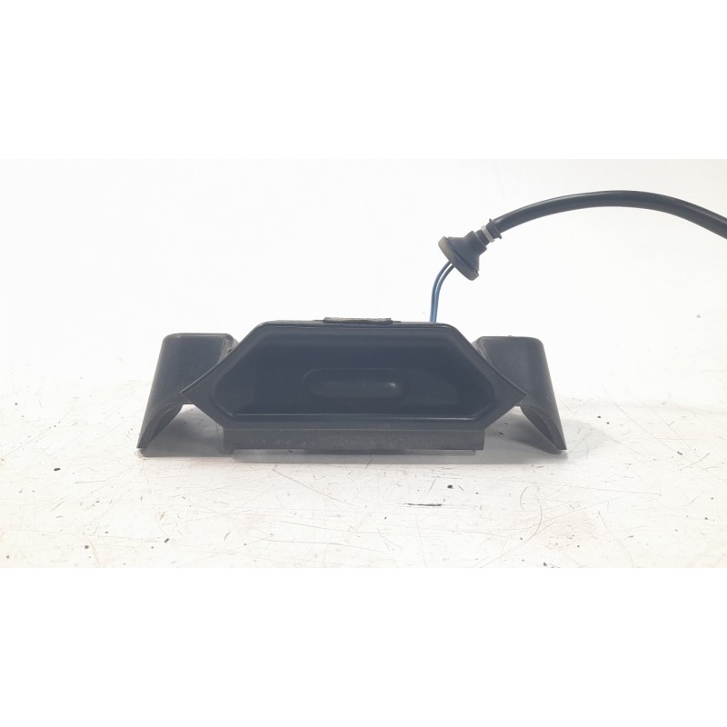 Recambio de maneta exterior porton para suzuki vitara (ly) 1.6 (apk 416) referencia OEM IAM 8284182G02000  