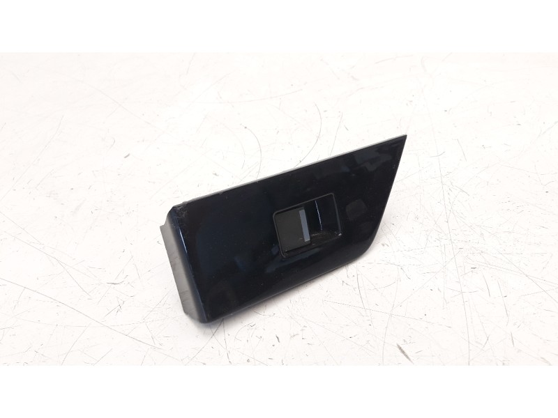 Recambio de mando elevalunas trasero derecho para land rover evoque 2.0 turbo cat referencia OEM IAM BJ3214717AB  