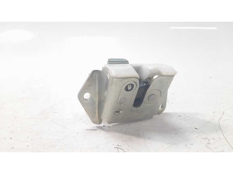 Recambio de cerradura maletero / porton para suzuki vitara (ly) 1.6 (apk 416) referencia OEM IAM 8251054P12000  