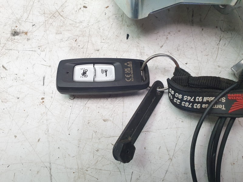 Recambio de conmutador de arranque para honda adv 350 referencia OEM IAM 35100K2LD01  