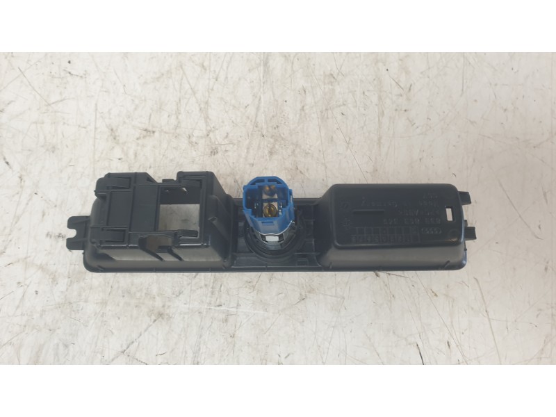 Recambio de moldura para audi q3 sportback (f3n) 35 tdi referencia OEM IAM 83B863349  