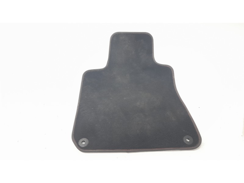 Recambio de juego alfombrillas para peugeot 308 ii (lb_, lp_, lw_, lh_, l3_) 1.6 gti (l35gnh) referencia OEM IAM 16105451ZD  