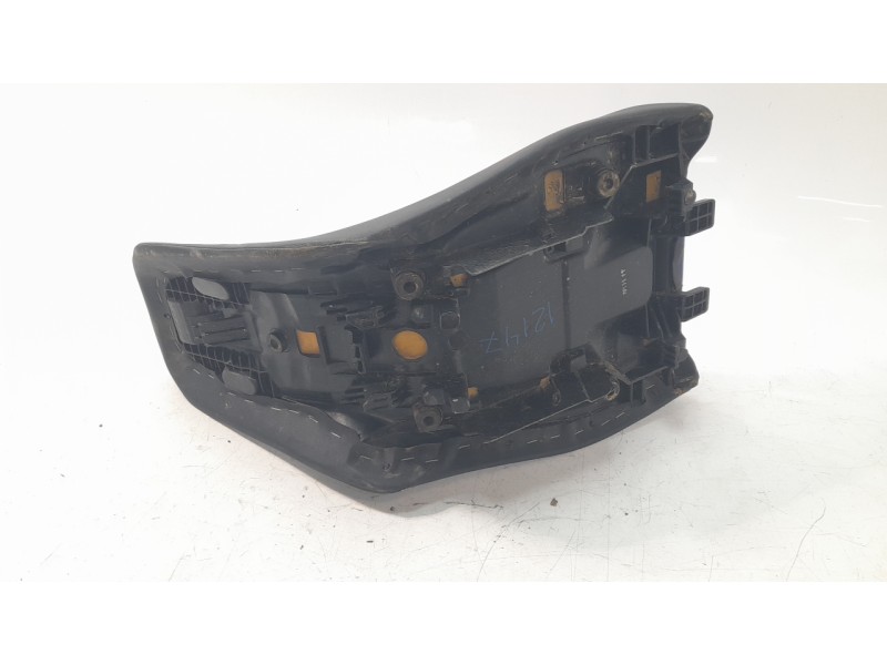 Recambio de asiento para honda crf crf 1100 l africa twin dct referencia OEM IAM 77100MKSE21ZB  