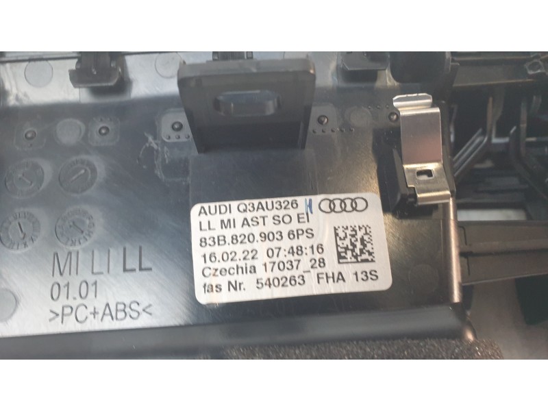 Recambio de aireador central para audi q3 sportback (f3n) 35 tdi referencia OEM IAM 83B8209036PS  