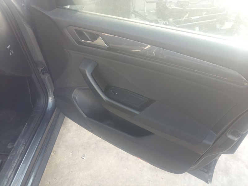 Recambio de elevalunas delantero derecho para volkswagen t-roc (a11, d11) 2.0 tdi referencia OEM IAM   