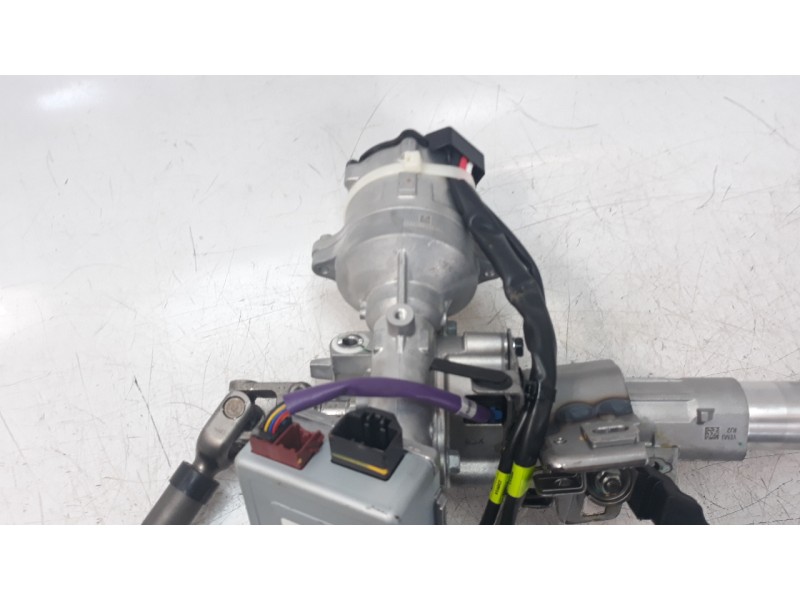 Recambio de columna direccion para kia stonic (ybcuv) 1.2 cat referencia OEM IAM 56310H8400  