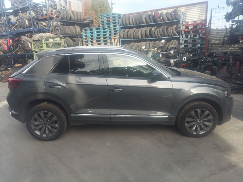 volkswagen t-roc (a11, d11) del año 2021