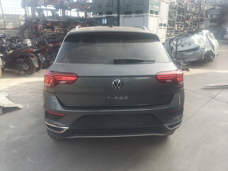 volkswagen t-roc (a11, d11) del año 2021