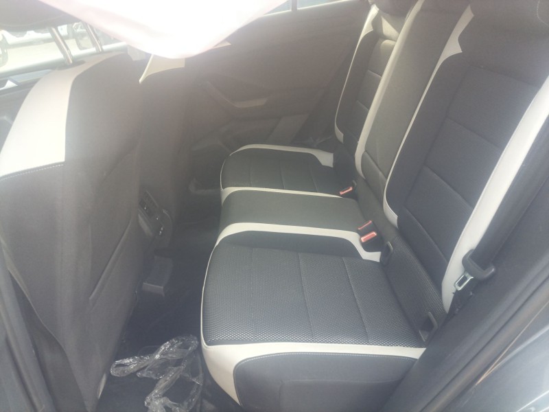 volkswagen t-roc (a11, d11) del año 2021