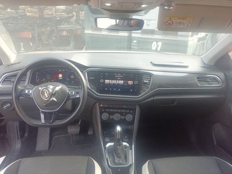 volkswagen t-roc (a11, d11) del año 2021