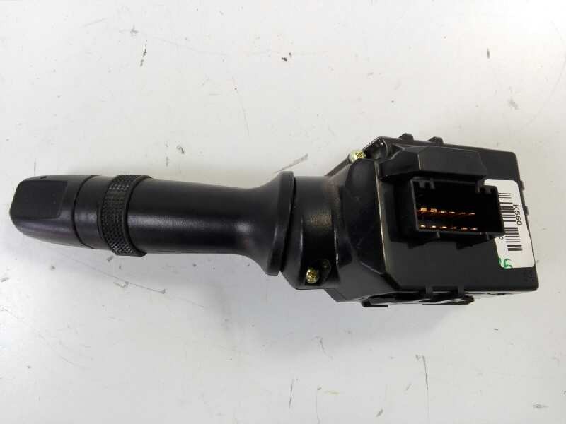Recambio de mando limpia para kia cee´d drive referencia OEM IAM 934202K560  