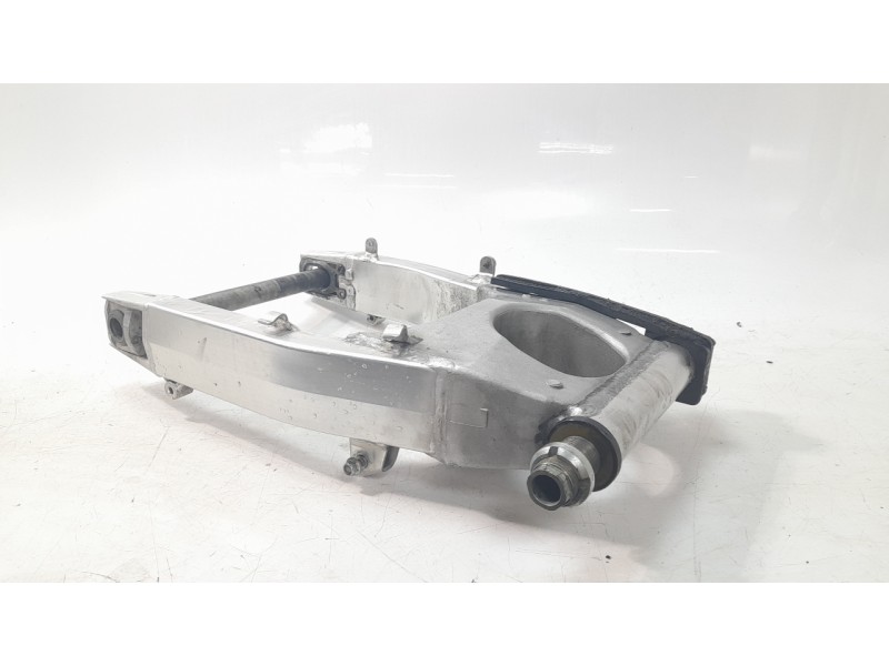 Recambio de basculante para suzuki gsx-r 600/750/1100 (1989-2000) referencia OEM IAM 6100034E00000  