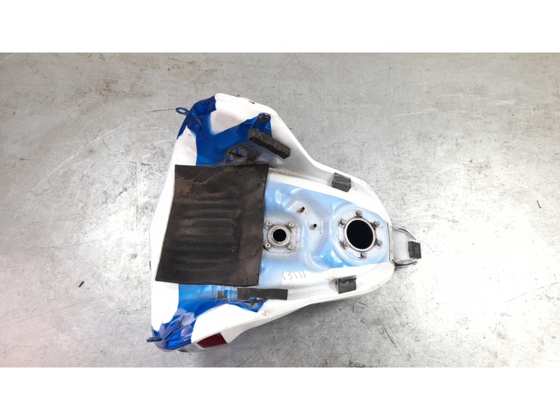 Recambio de deposito combustible para honda africa twin referencia OEM IAM 17500MKKDW0ZB  