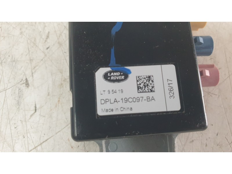 Recambio de amplificador de antena para land rover range rover velar 2.0 turbo cat referencia OEM IAM DPLA19C097BA  