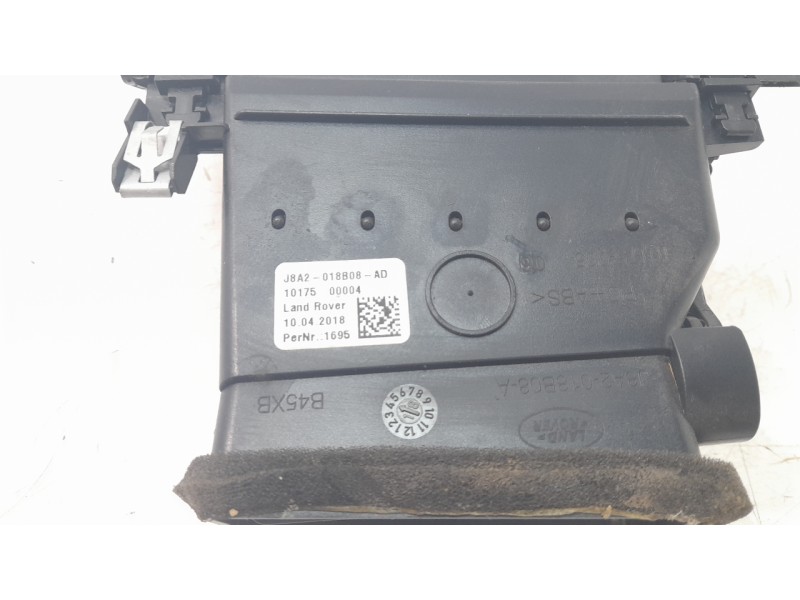 Recambio de aireador para land rover range rover velar 2.0 turbo cat referencia OEM IAM J8A2018B08  