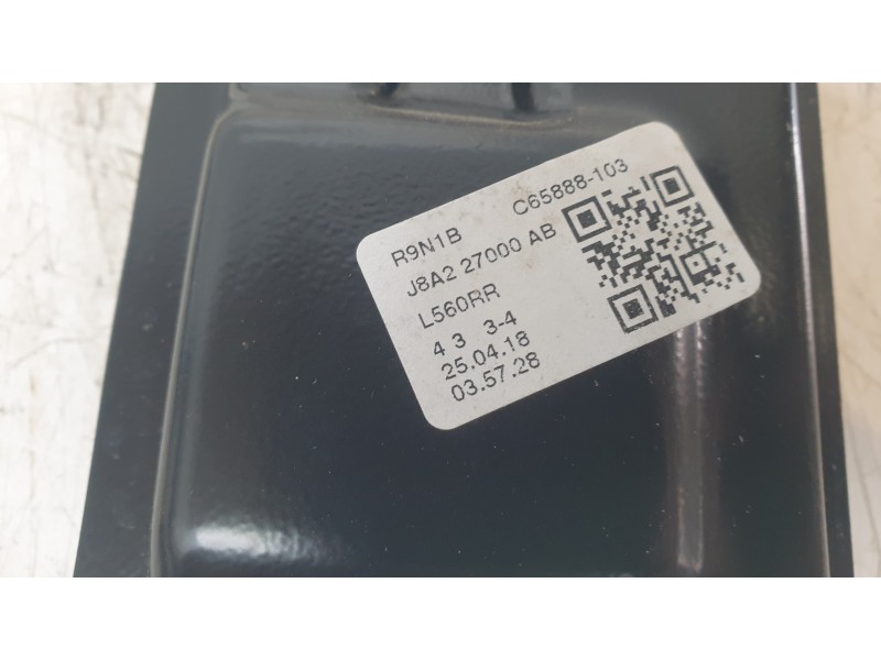 Recambio de elevalunas trasero derecho para land rover range rover velar 2.0 turbo cat referencia OEM IAM J8A227000AE  