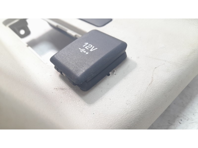 Recambio de rejilla aireadora para land rover range rover velar 2.0 turbo cat referencia OEM IAM 607324260804  