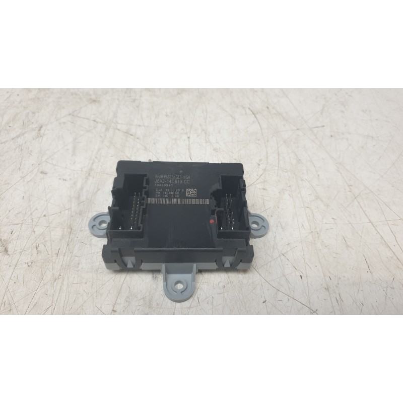 Recambio de modulo electronico para land rover range rover velar 2.0 turbo cat referencia OEM IAM J8A214D619CC 10336940 