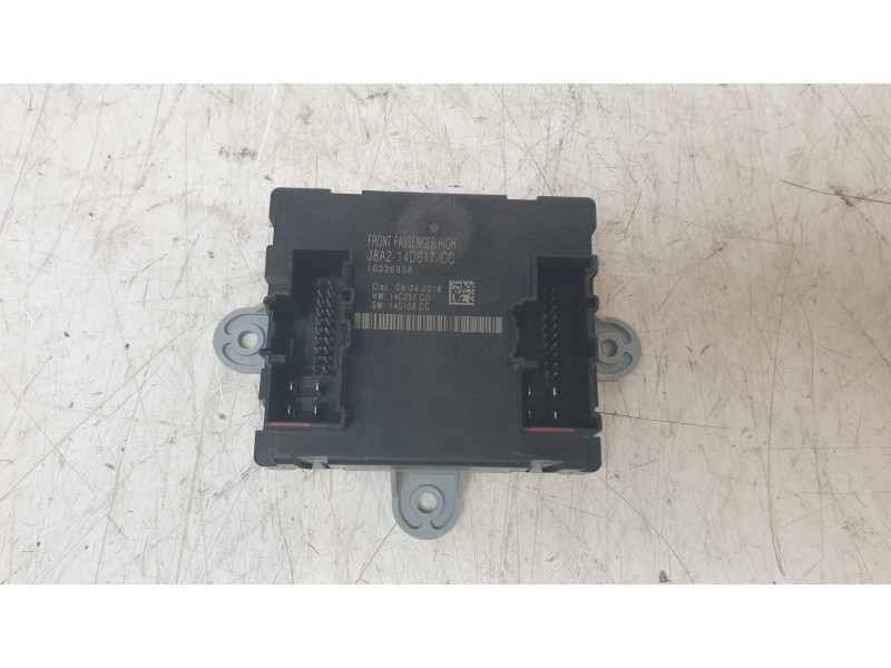 Recambio de modulo electronico para land rover range rover velar 2.0 turbo cat referencia OEM IAM J8A214D617CC 10336938 