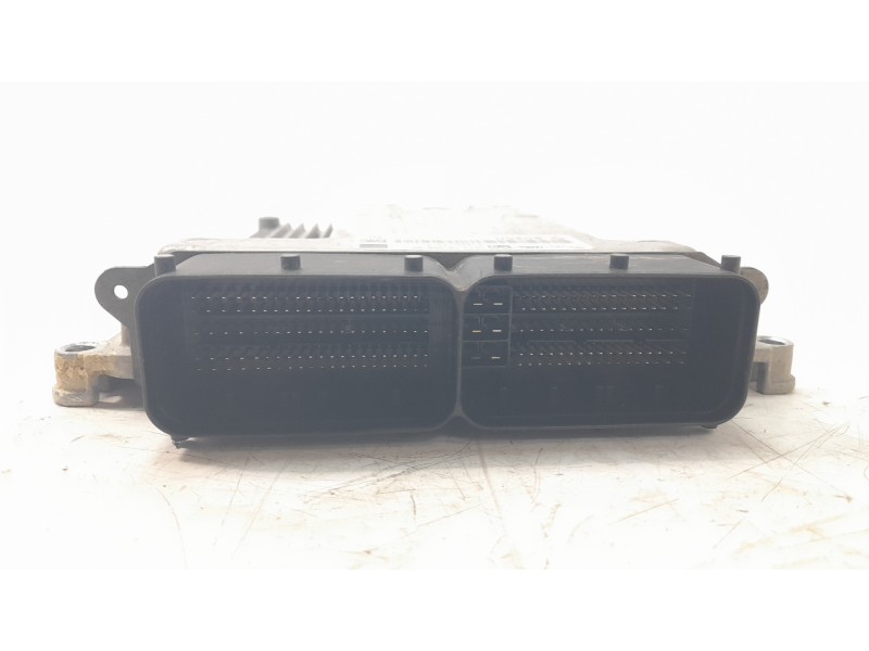 Recambio de centralita motor uce para land rover range rover velar 2.0 turbo cat referencia OEM IAM H7A312C520FDC  