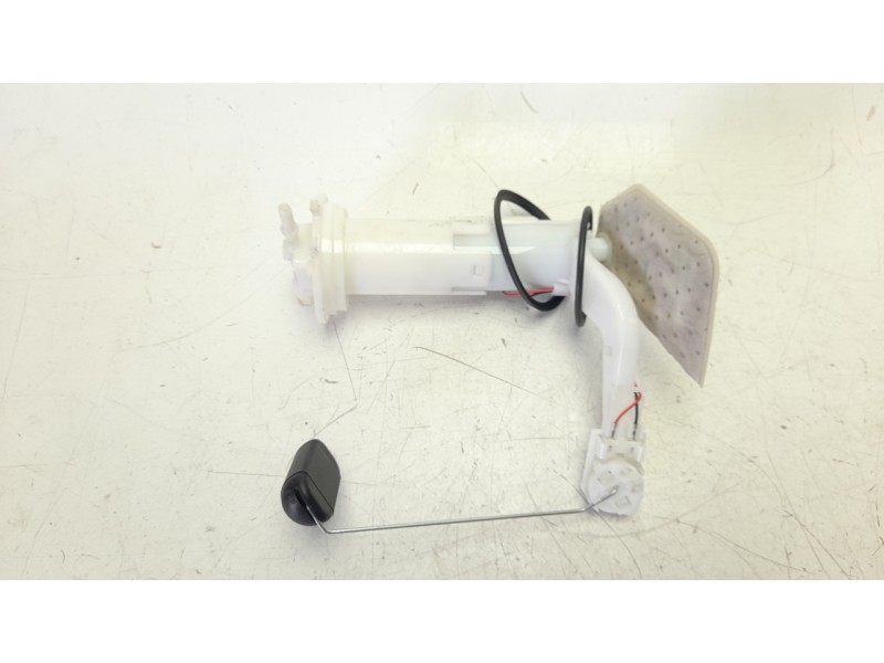 Recambio de bomba combustible para honda adv 350 referencia OEM IAM 16700K1BT21  