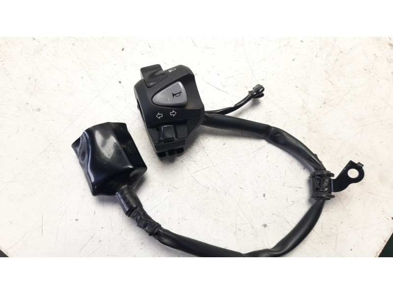 Recambio de piña luces izquierda para honda cb 500f referencia OEM IAM 35200MKPDP1  