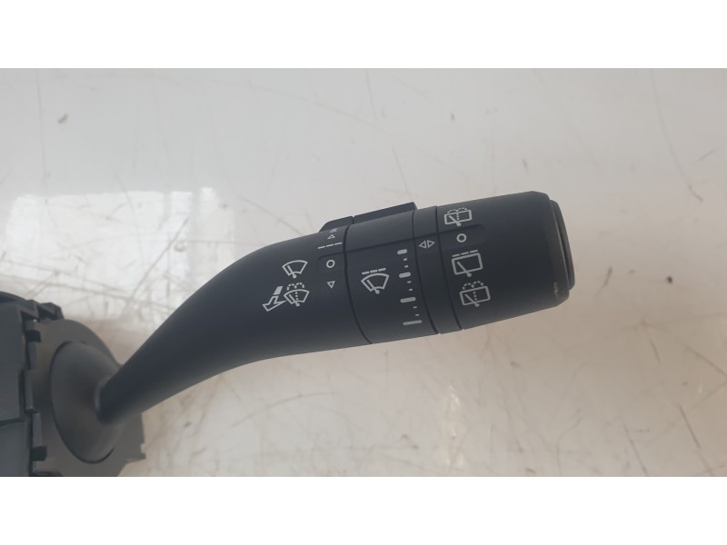 Recambio de mando multifuncion para mg mg zs suv (azs1) 1.5 vti referencia OEM IAM 10565266  