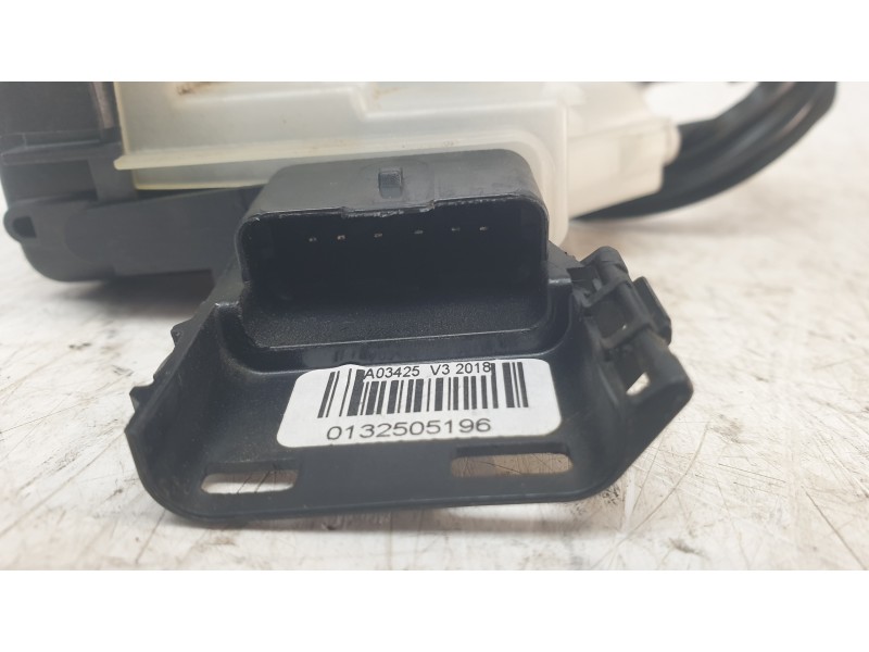 Recambio de cerradura puerta delantera derecha para opel crossland x / crossland (p17, p2qo) 1.2 (75) referencia OEM IAM 1694370
