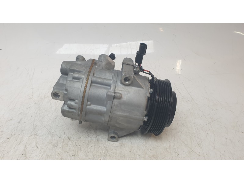 Recambio de compresor aire acondicionado para hyundai tucson (nx) klass 2wd referencia OEM IAM 97701N7200  