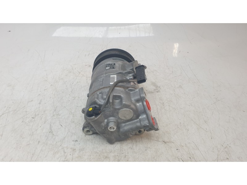 Recambio de compresor aire acondicionado para bmw 1 (f40) 118 d referencia OEM IAM 7948797 320268 