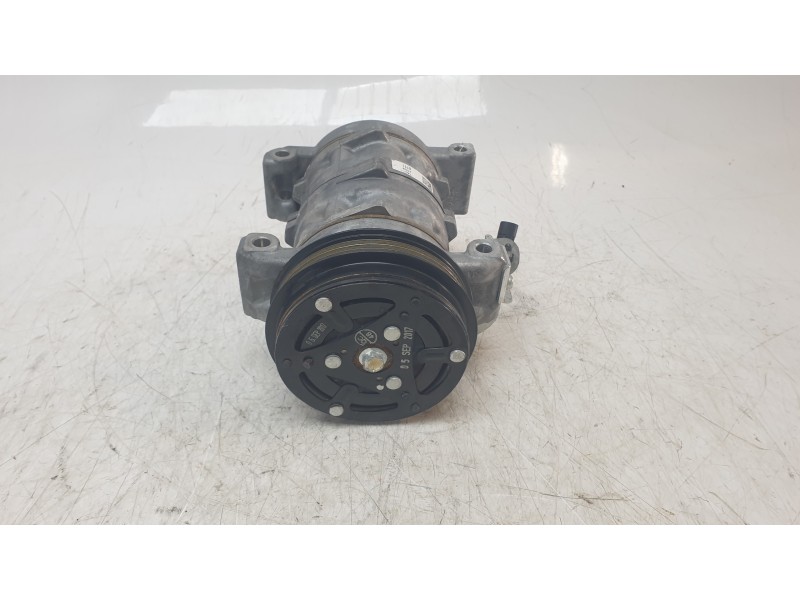 Recambio de compresor aire acondicionado para suzuki vitara (ly) 1.6 (apk 416) referencia OEM IAM 9520055P10000  