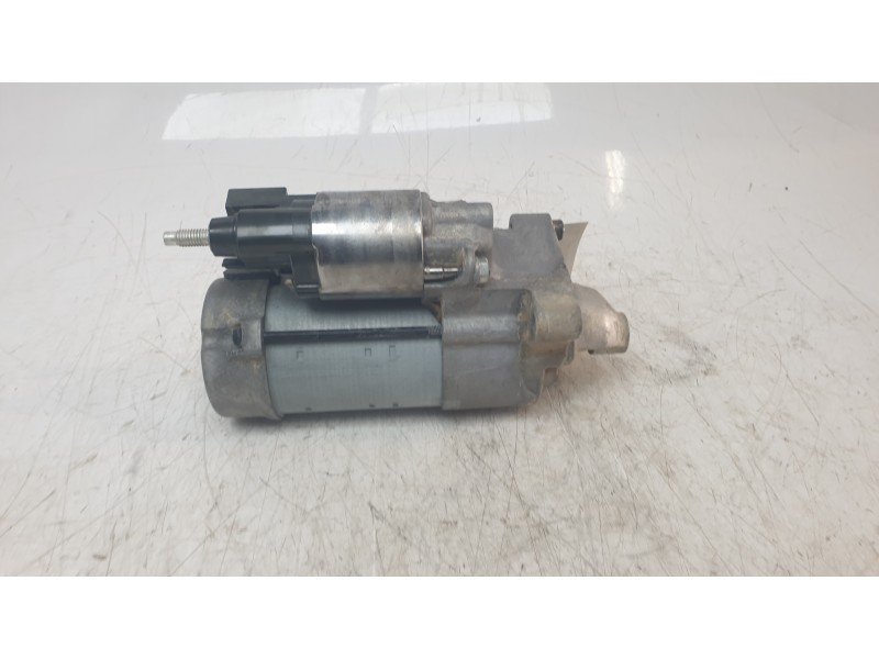 Recambio de motor arranque para bmw 1 (f40) 118 d referencia OEM IAM 12418580390 ARF410004 